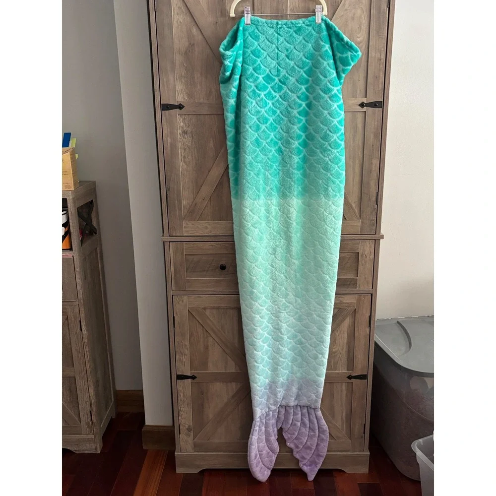 Pillowfort mermaid tail